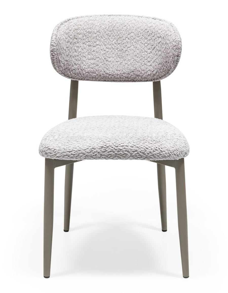 Scaun tapițat alb Vesta 12 cu spătar oval în material cu efect bouclé crem și picioare metalice gri-taupe